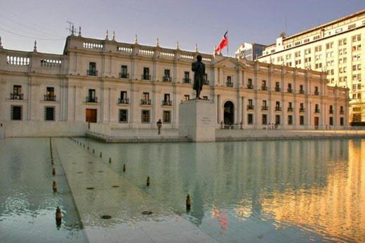 Depto 707 Excelente Ubicacion Metro Sta Lucia, Barrio Paris Londres Centro Santiago Apartment ภายนอก รูปภาพ